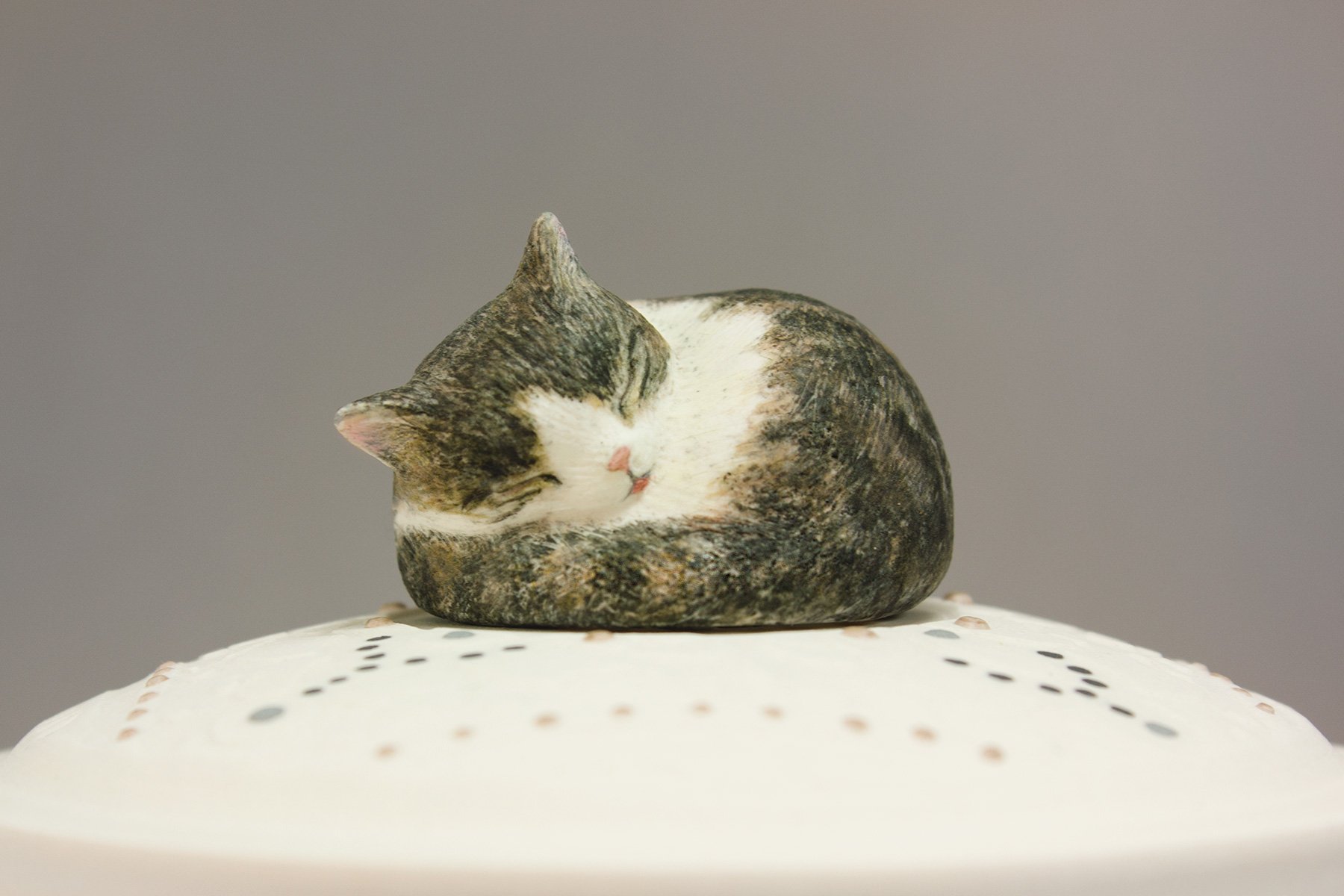 Long Love Memorials Tabby Cat Custom Pet Urn Brown And White