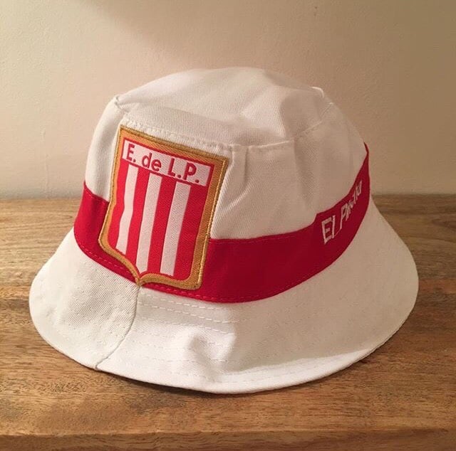 Image of ESTUDIANTES BUCKET HAT