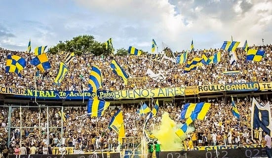 Image of ROSARIO CENTRAL BUCKET HAT