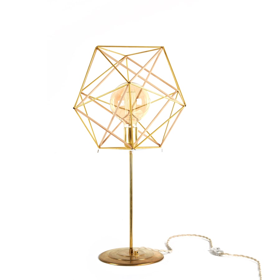 Image of ICOSAHEDRON TABLE LAMP (IT01)