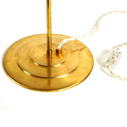 Image of ICOSAHEDRON TABLE LAMP (IT01)