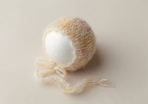 Image of Unicorn Bonnet