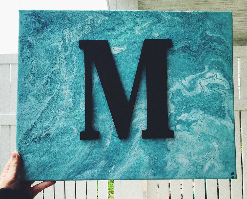 Image of CANVAS PAINTING WITH WOOD LETTER
