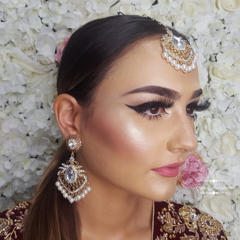 Image of Golden Pearl Earrings and Tikka Set