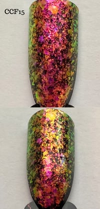 Image 5 of Crystal Chameleon Flakes (2 gr.) <p> 15 Colors Available