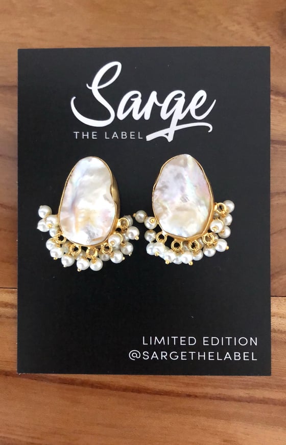 Image of LUCY STUDS | PEARL