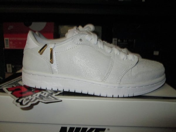 Air Jordan I (1) Retro Low NS "White/Metallic Gold" WMNS - areaGS - KIDS SIZE ONLY