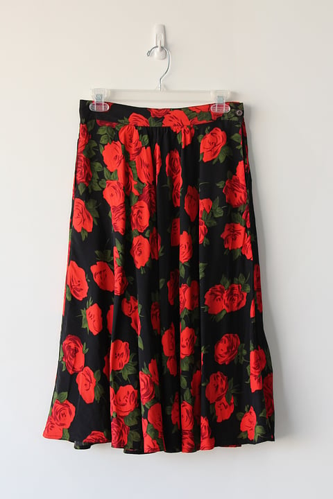 Image of SOLD Plenty Of Roses Sway Skirt