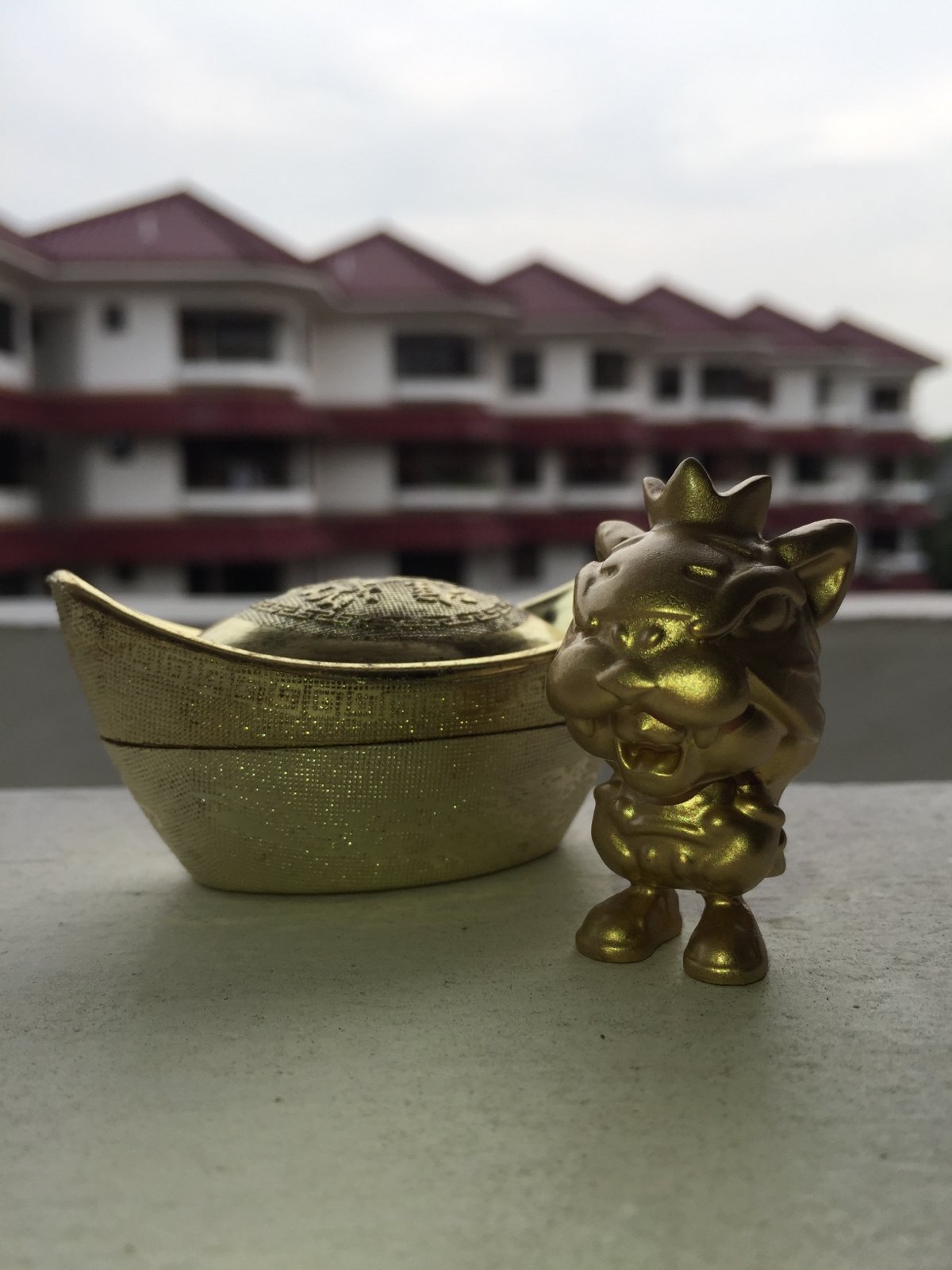 Image of JEM "GOLDEN baby" Edition with Gold Ingot box