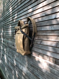 Image 3 of Backpack medium size rucksack in waxed canvas, with leather front pocket and bottom