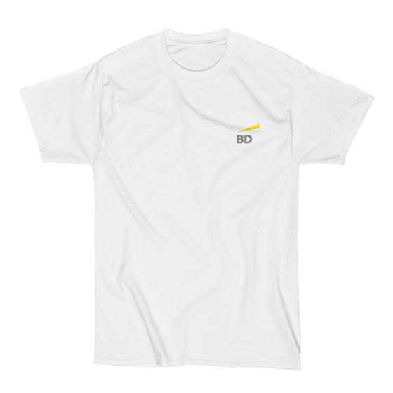 Image of the big four tee (ey)