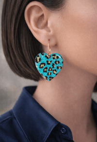 Image 7 of Boucles d'oreilles  coeur léopard 