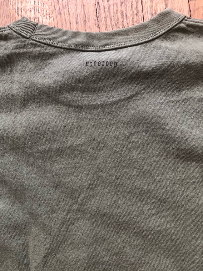 T-SHIRT: SINGLE LOGO