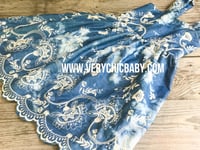 Image 3 of la Lady Dress