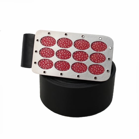 Image of Stingray Belt Buckle, RAN104