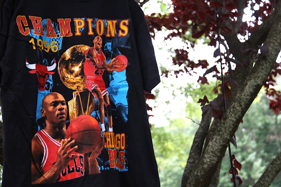 Image of Rare 1996 Vintage "CHICAGO BULLS 1996 NBA Champions" Deadstock Double-Sided Rap Tee Sz: Large