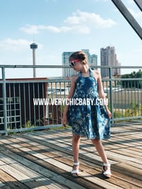 Image 4 of la Lady Dress