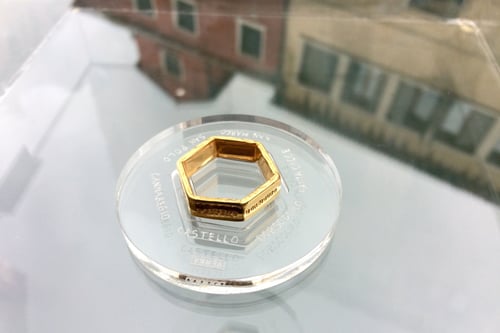 Image of · VENEZIA · gold plated silver hexagon ring