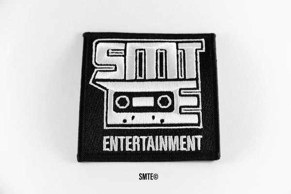 Image of SMTE EMBROIDERED PATCH - Black/White