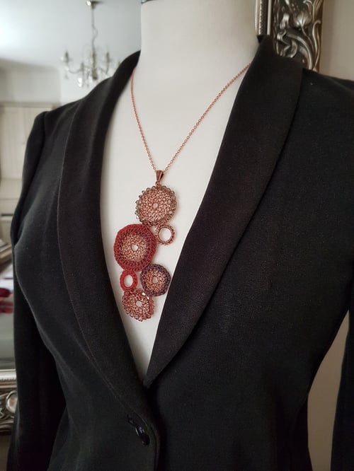 Image of CIRCLES NECKLACE