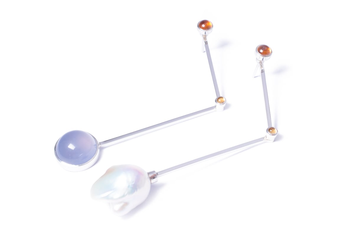 Image of PENDULUM PEARL XL