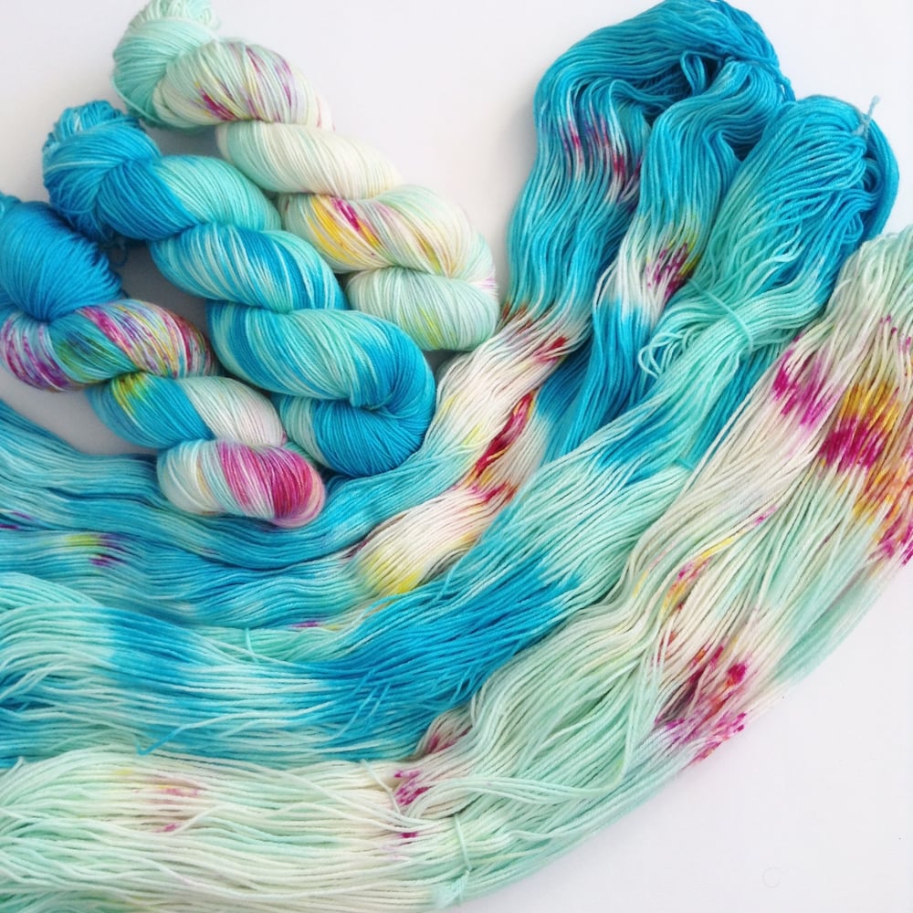 Image of Mermaid Fade Set of 3 skeins. Super Soft luxury 100% Extrafine Merino