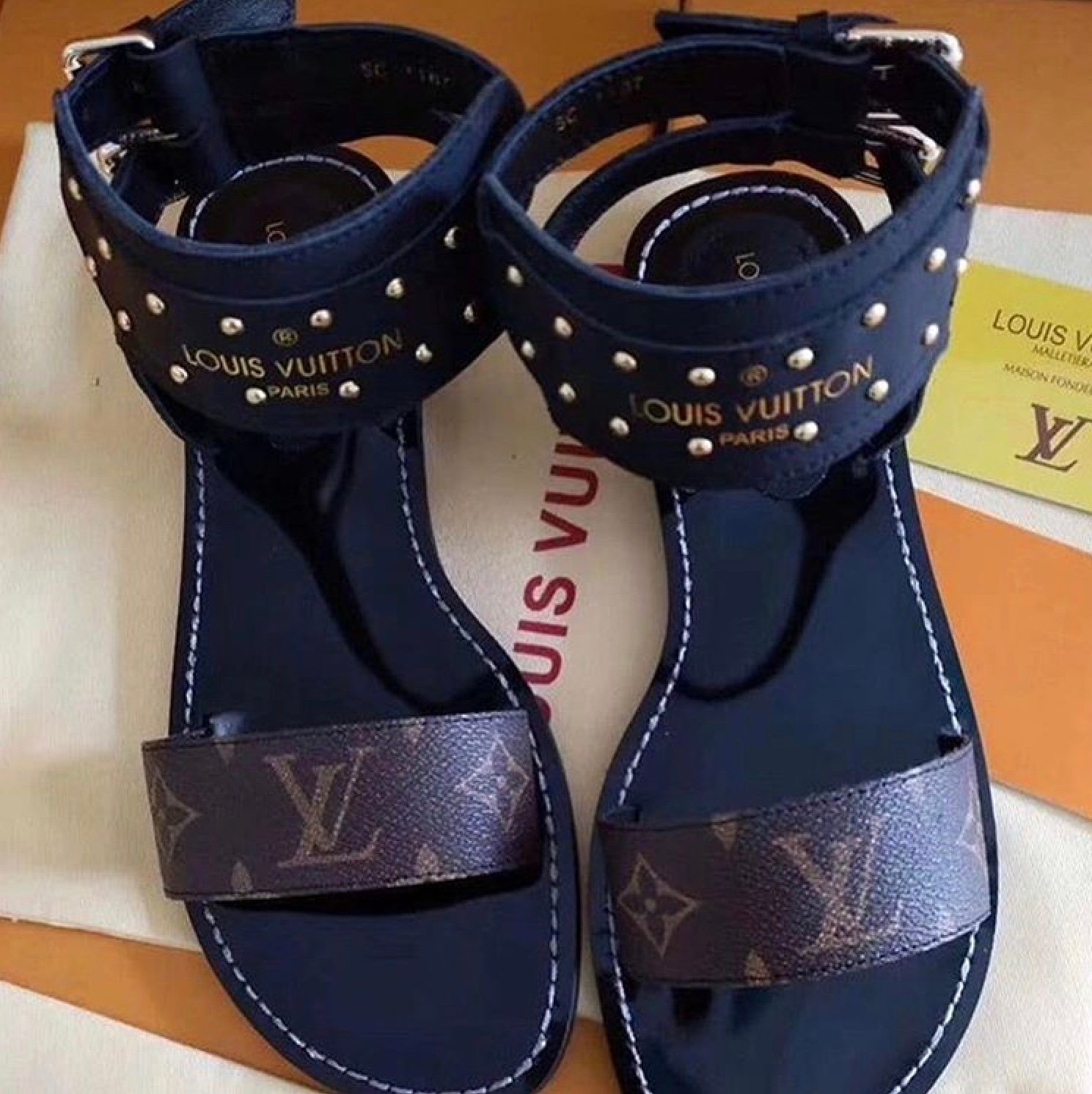 nomad sandal louis vuitton