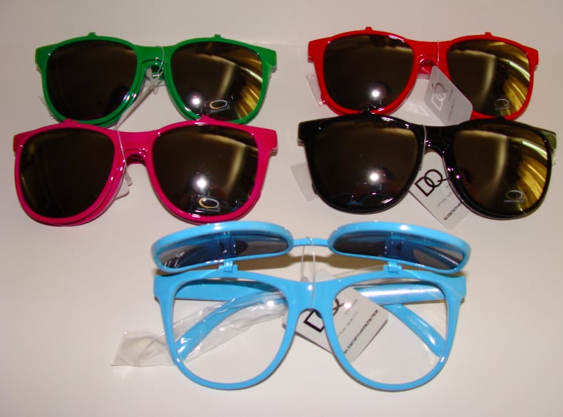 flip up wayfarer sunglasses