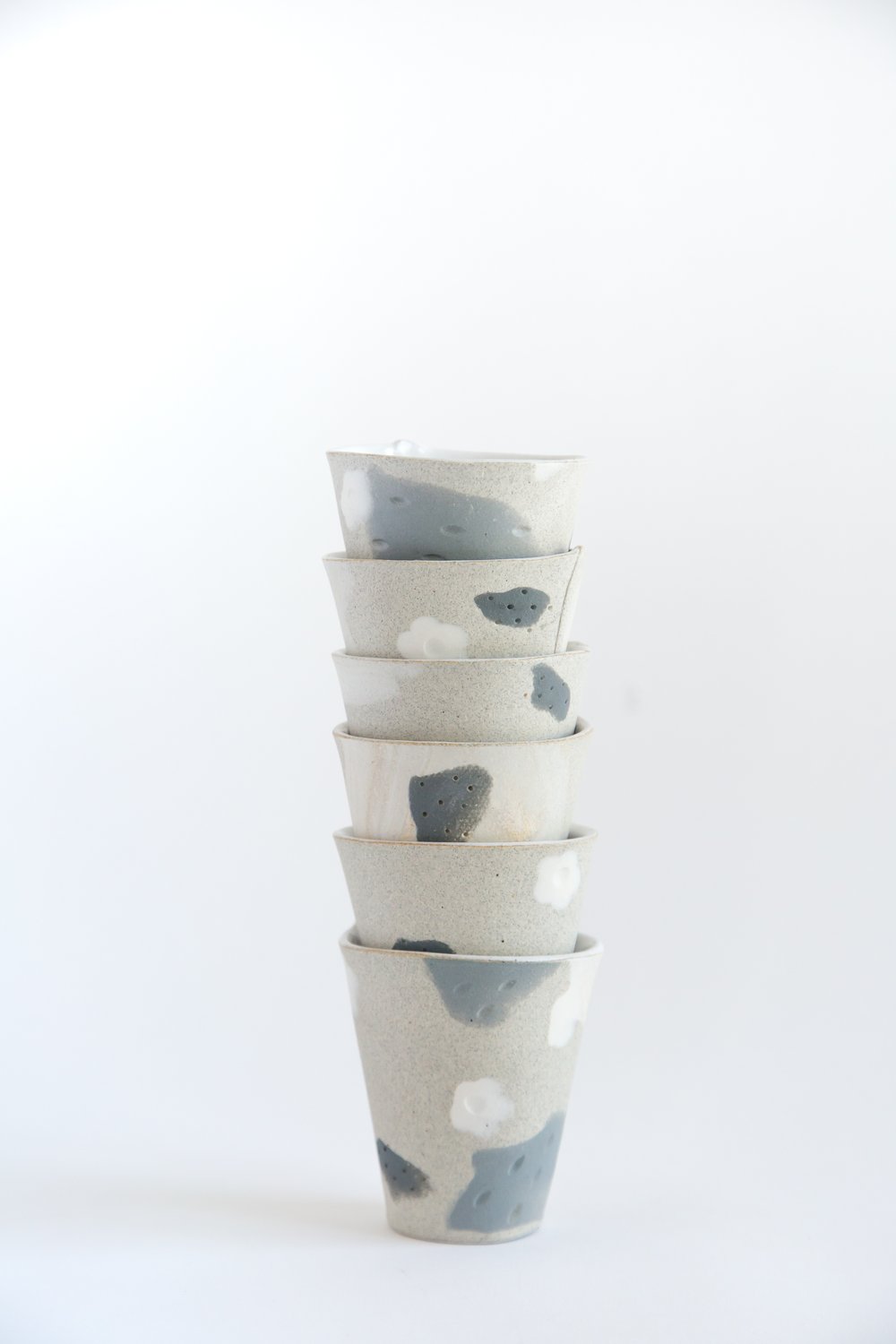 Image of White Flower Granite Slate Tumblers