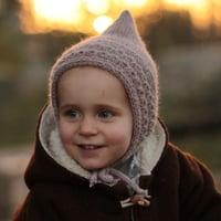 Image 5 of knitting pattern Mimi Pixiehat