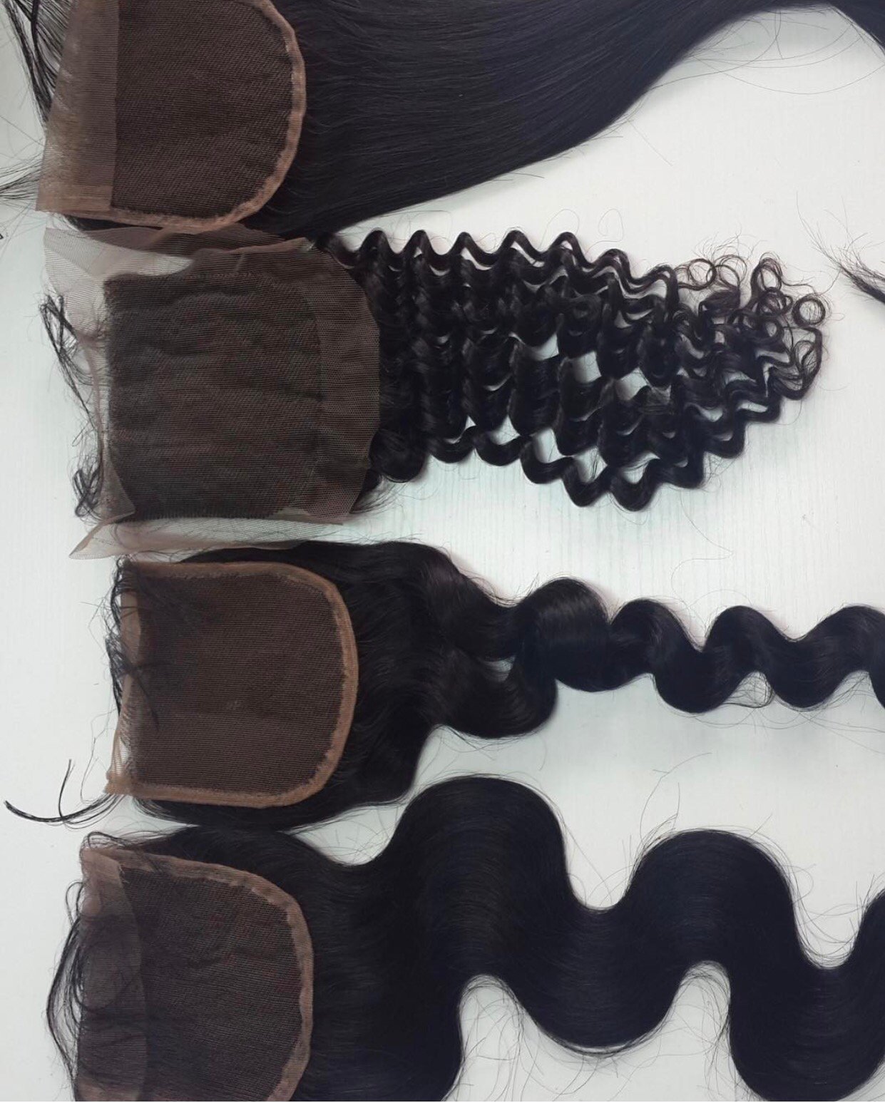 Image of 3.5”x3" Lace Closure ( STRAIGHT/BODY WAVE/DEEP WAVE)