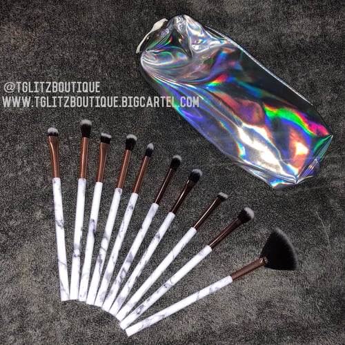 Image of TGLITZBOUTIQUE 10 piece makeup brush set! ✨