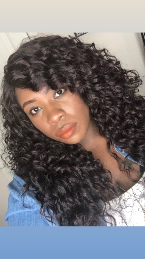 Image of Outre &Play Lace Wig Alexis