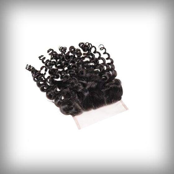 Image of Mink Curly Closure