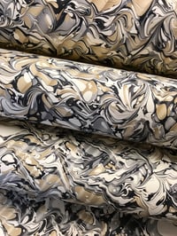 Image 2 of Marbled Paper #32 'Combed Ripple'