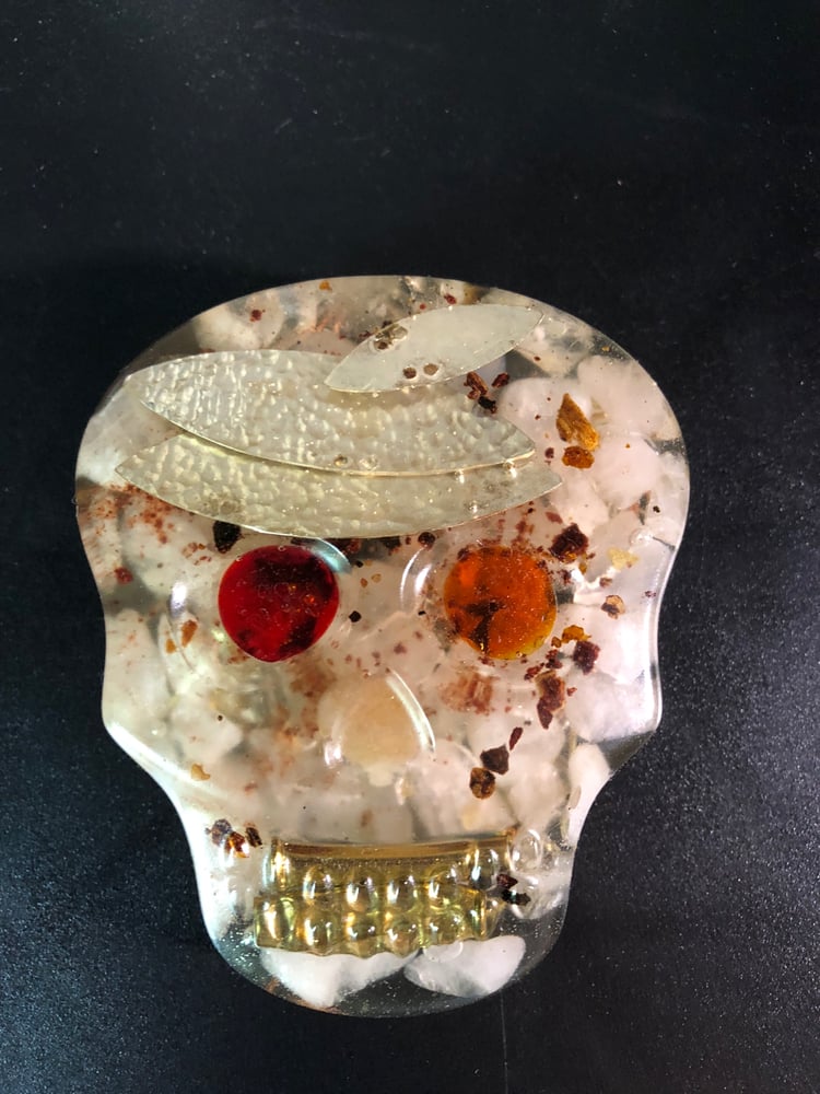 Image of Orgonite skull 1