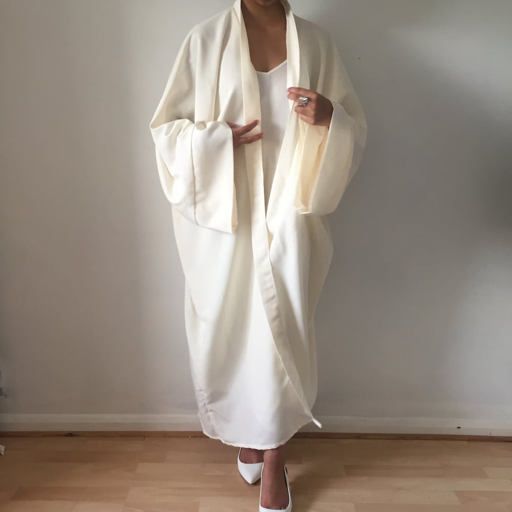 Image of HAAYA OPEN | Off-white Linen