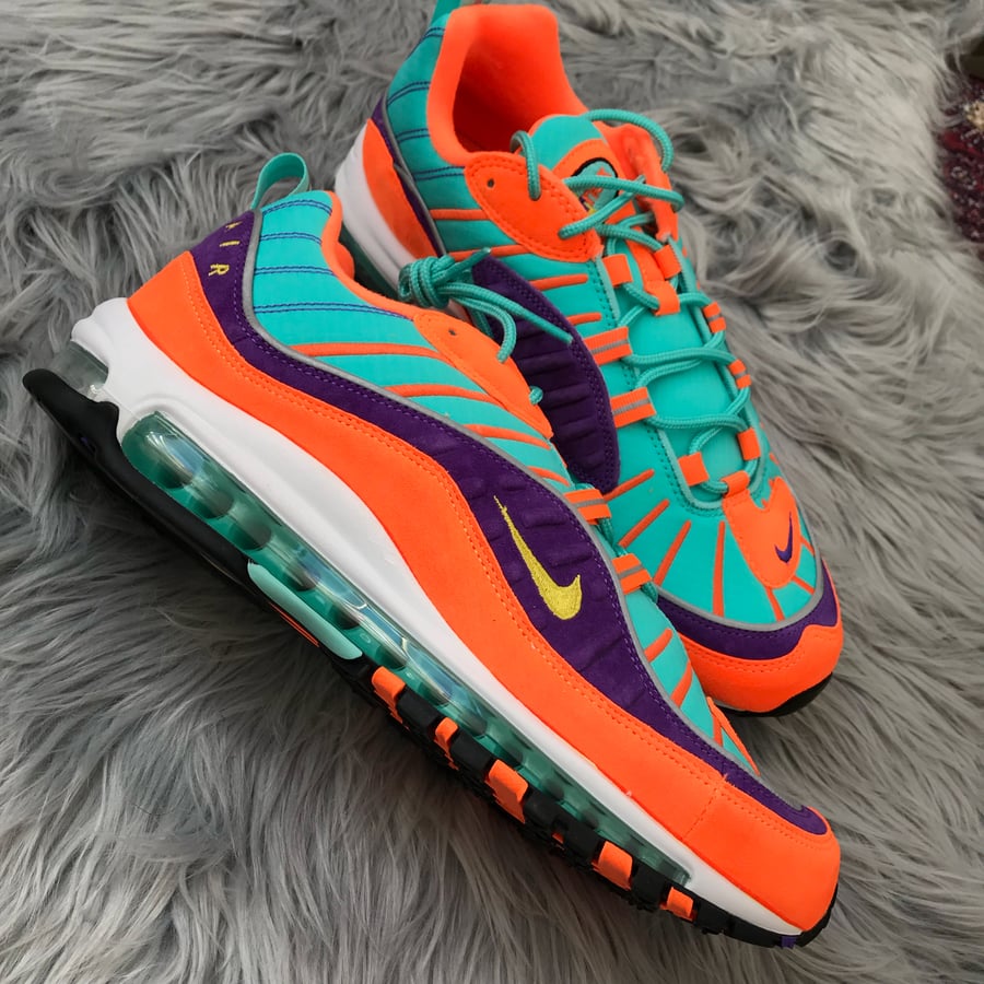 Image of Nike Airmax 98 Hyper Grape UK 10