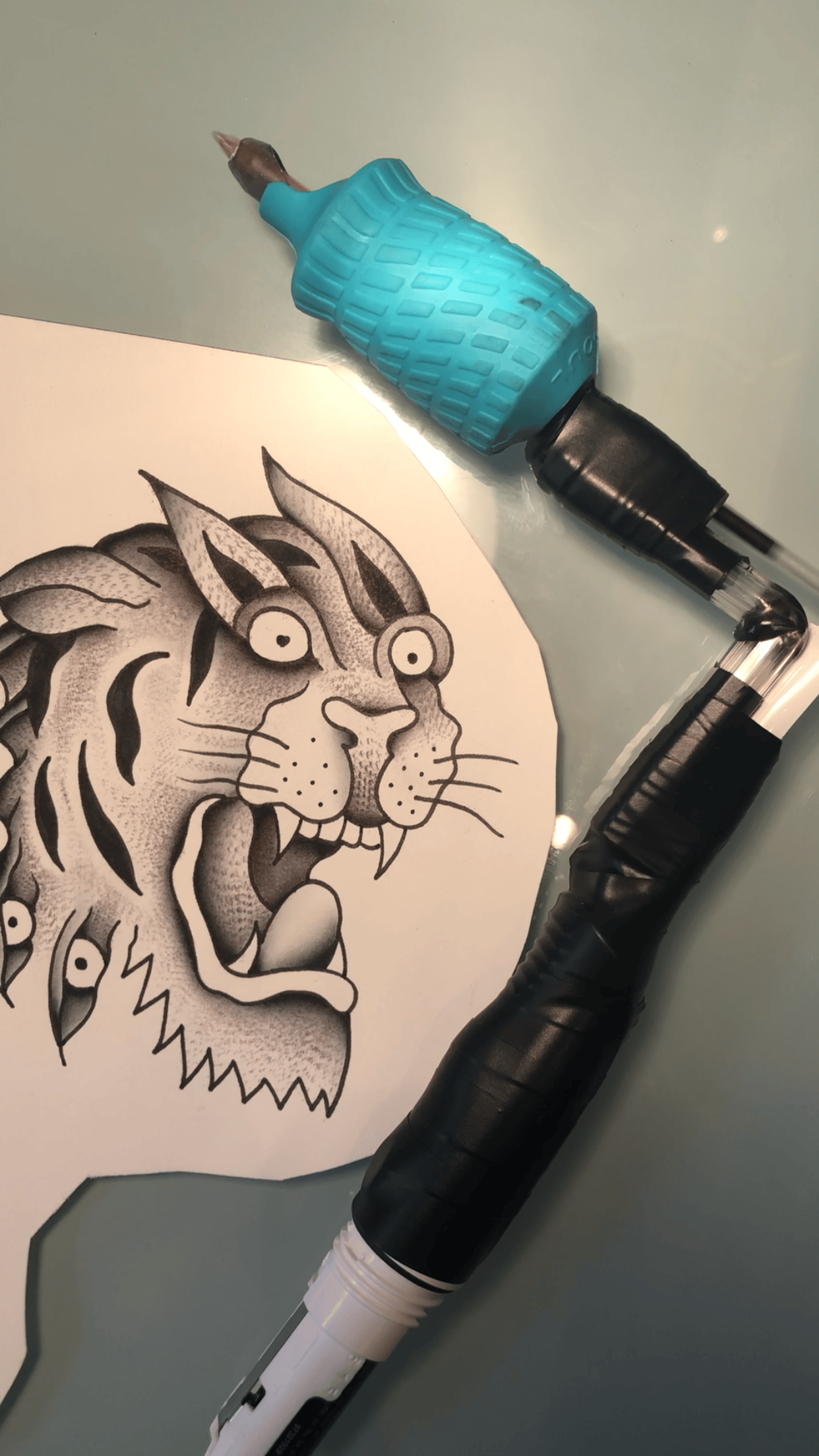 Image of STRANGE DRAWING DEVICE