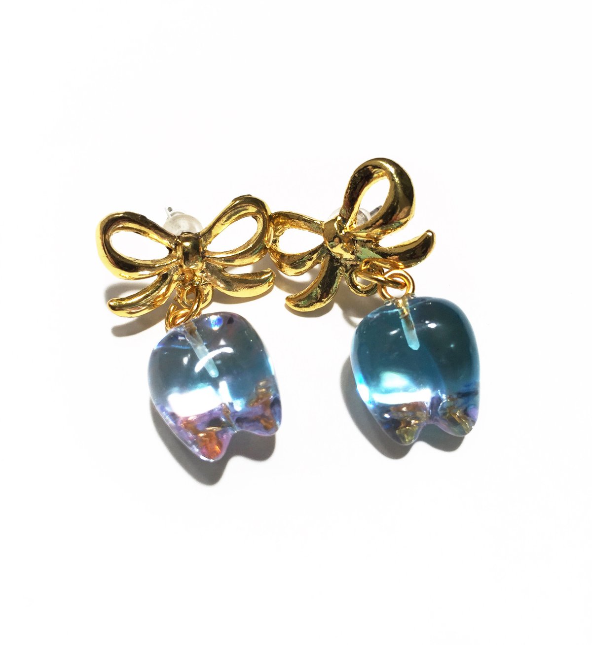Image of Gold Bow Toothy earrings