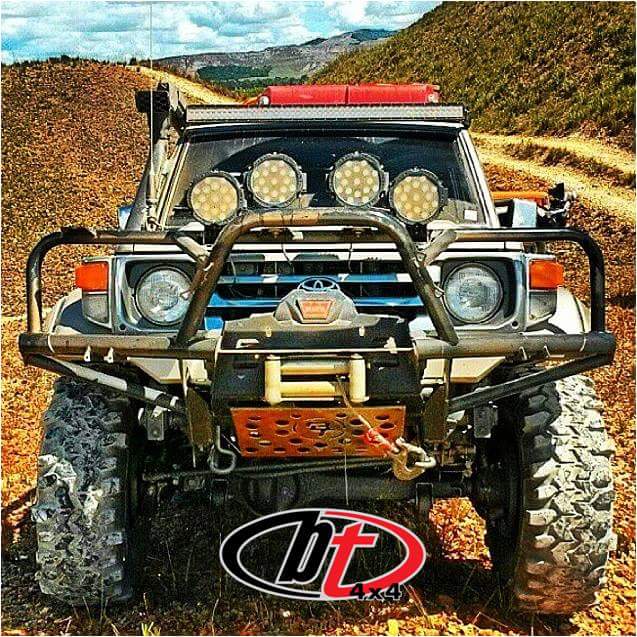 Image of BT4x4 Toyota Land Cruiser 70 series Rally front bumper high profile 