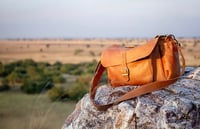 Image 2 of The Ubuntu Safari Satchel