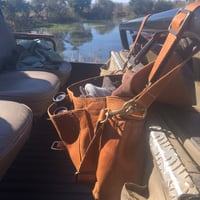 Image 4 of The Ubuntu Safari Satchel