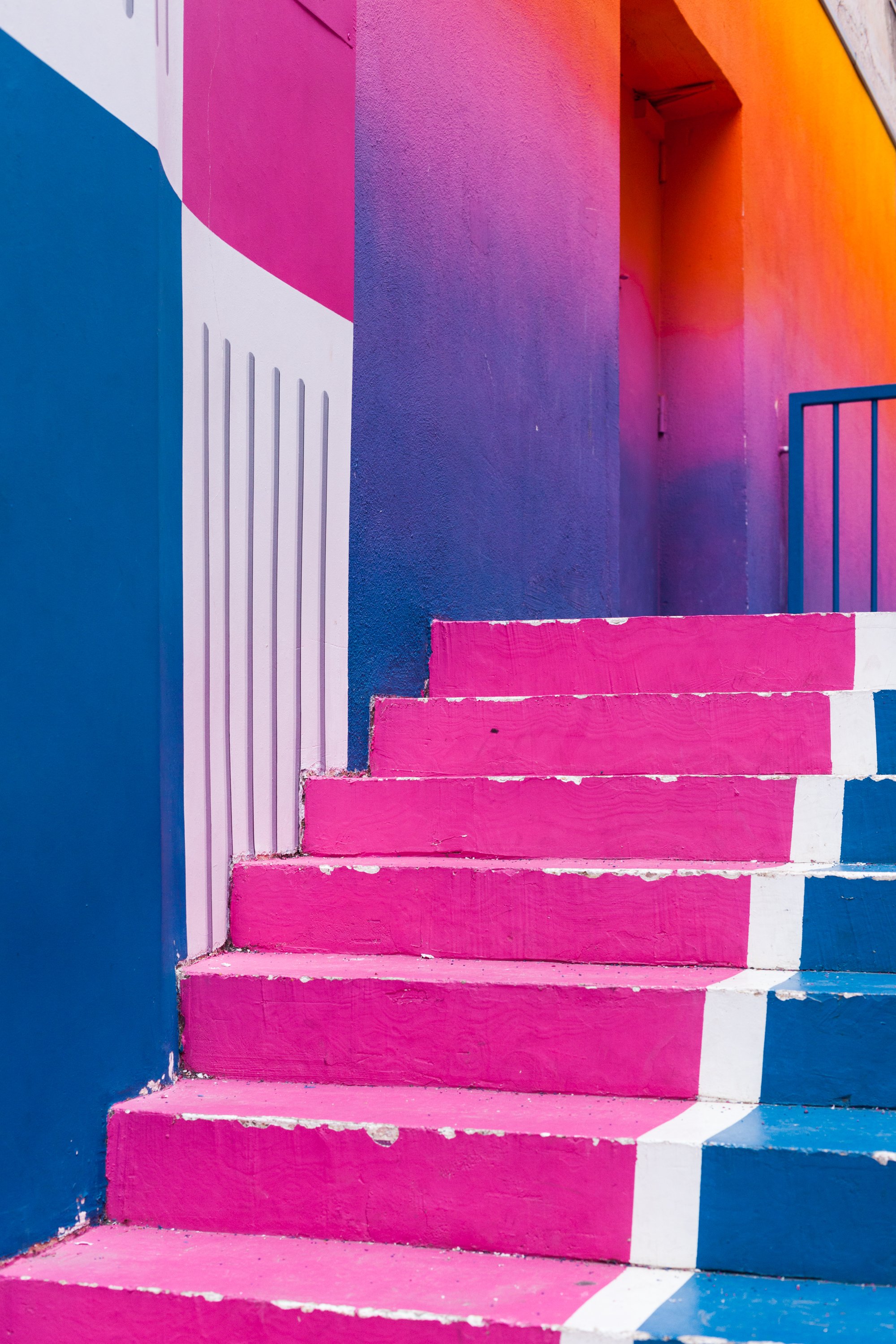Image of PIGALLE TECHNICOLOR STEPS