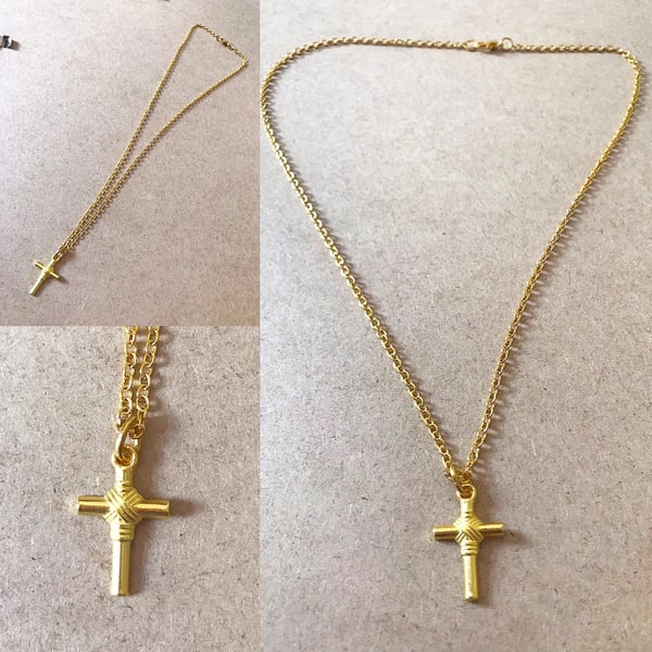 Image of ARIELLE Gold Cross Necklace