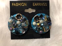 Studs blue ocean