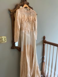 Image 12 of 1940s Satin & Lace 