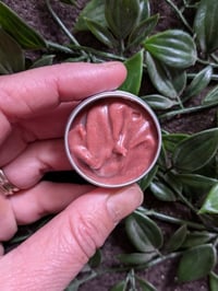 Tinted lip balm (rusty pink)