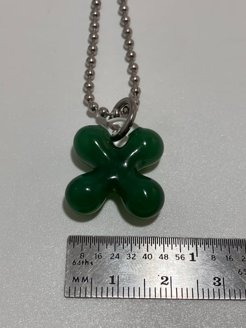 Image of Jade green clover 