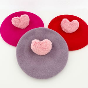 Image of Small Heart Pom Beret - Contrast Colors